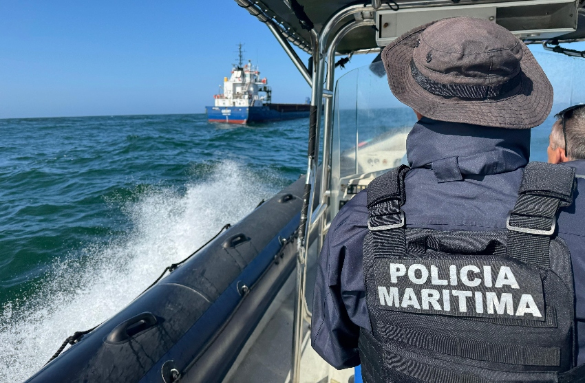 AMN acompanha navio deriva SM do Porto 28072025