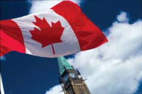 Oeste: Ex-ministro lusodescendente Charles Sousa regressa à política canadiana