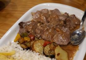 COVID-19: saiba onde pode encomendar comida nos restaurantes para levar para casa