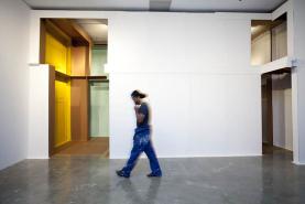 Carlos Bunga inaugura em Madrid exposição 'Contra a Extravagância do Desejo'