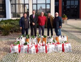 Real Confraria do Bacalhau do Vimeiro entregou cabazes de Natal