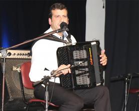 Acordeonista Rodrigo Maurício homenageado este sábado na Bairrada